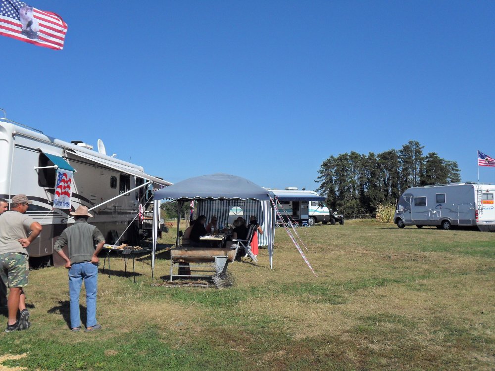 Aire camping-car  Archignac (24590) - Photo 2